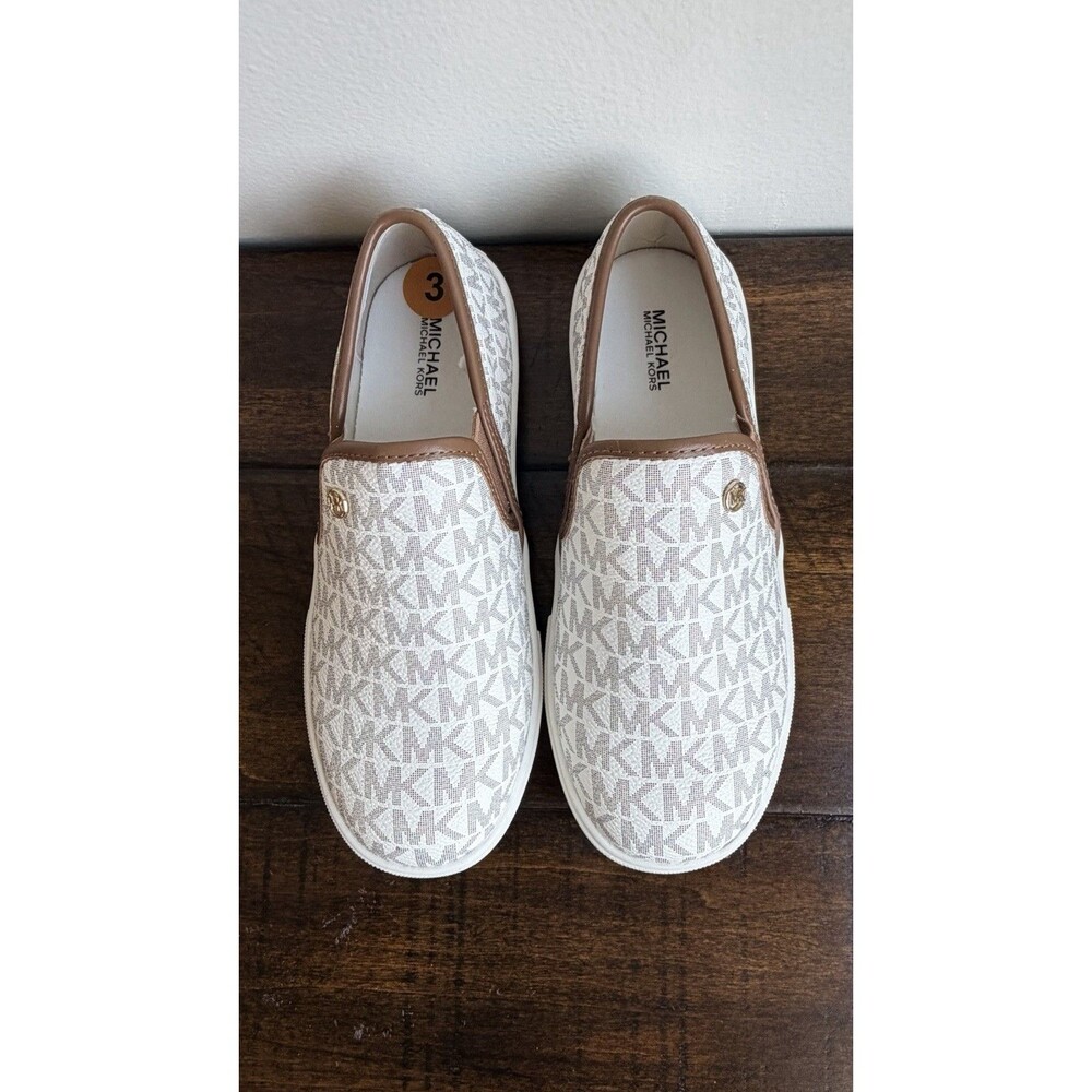 New Michael Kors Danyon Girls Slip On Sneakers MK Logo Shoes Size 3 Kids NWOB